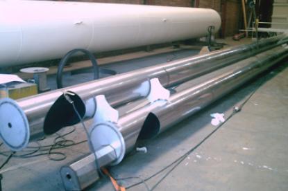 Fabrication dune chemine multi-conduits ; 3 tubages souds diamtre 400mm en inox 316L